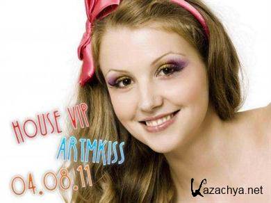 VA - House Vip 04.08.2011 (2011).MP3