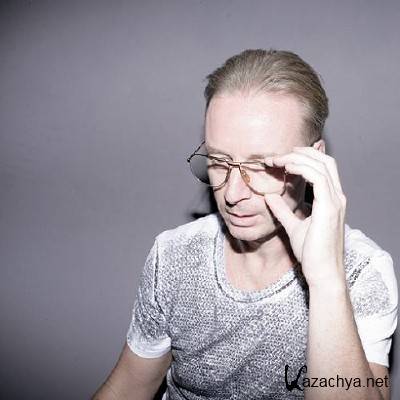 DJ Hell September Chart (2011) DJ Hell September Chart (2011)