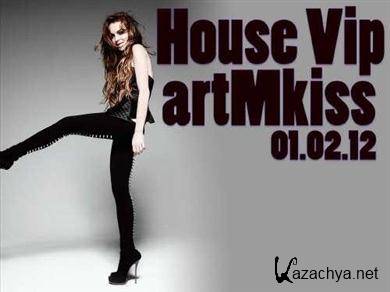 VA - House Vip (01.02.2012). MP3