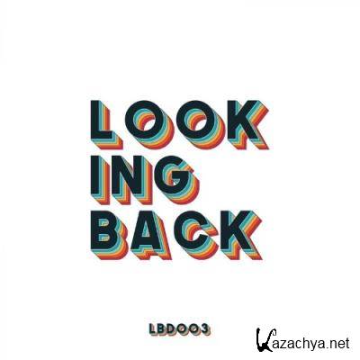 Looking Back 003 (2021)