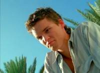 Солнечные каникулы / Holiday in the Sun (2001) DVDRip Солнечные каникулы / Holiday in the Sun (2001) DVDRip