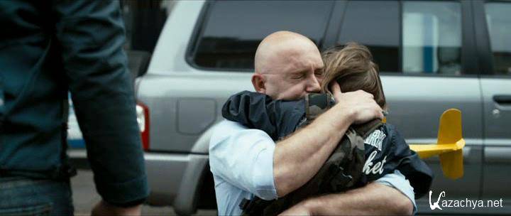 Пицца мафия / Pizza Maffia (2011/DVDRip/1400MB) Пицца мафия / Pizza Maffia (2011/DVDRip/1400MB)