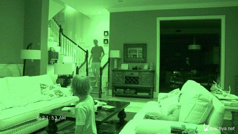   4 / Paranormal Activity 4 (2012/BDRip 720p)